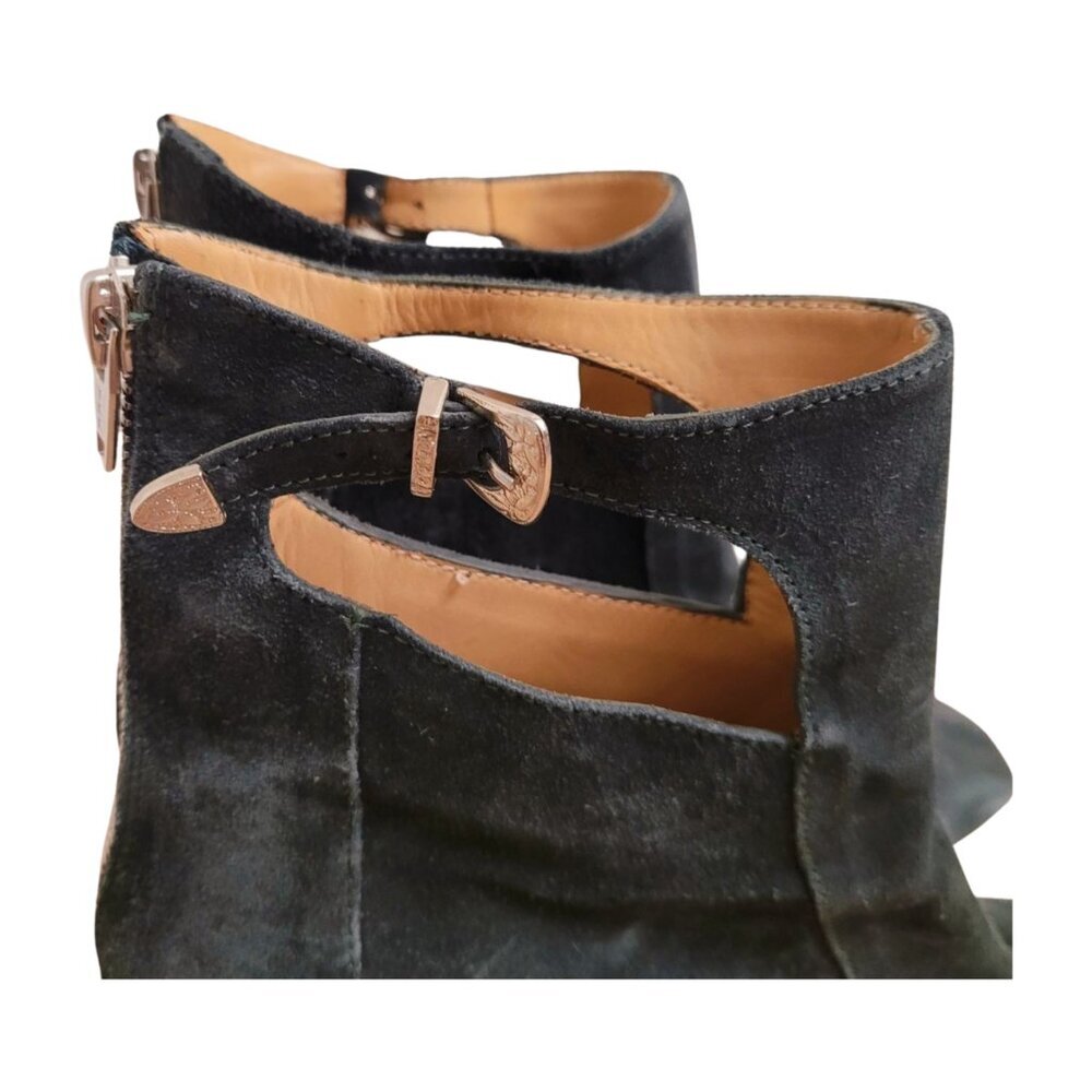 TOGA Pulla Black Suede Heeled Boots Booties EU 39 US 9 Zippered Buckle Cutout - Picture 10 of 10
